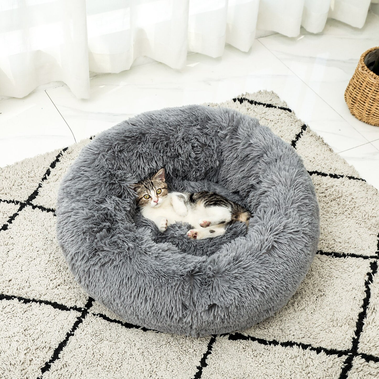 Pet Bed w/Faux Shag Fur, Cover Machine Washable, 4 Sizes, & 3 Colors